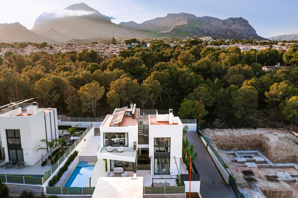 Property main view 42