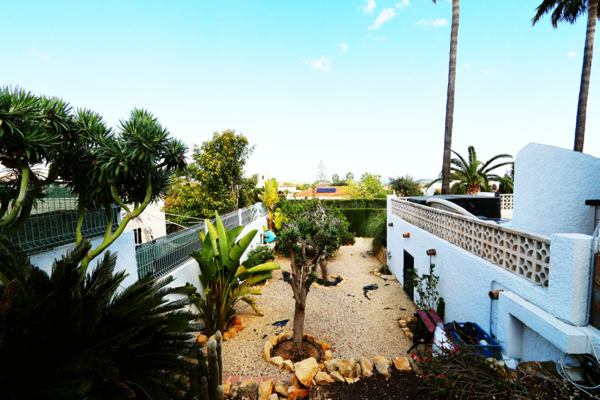 Property main view 50