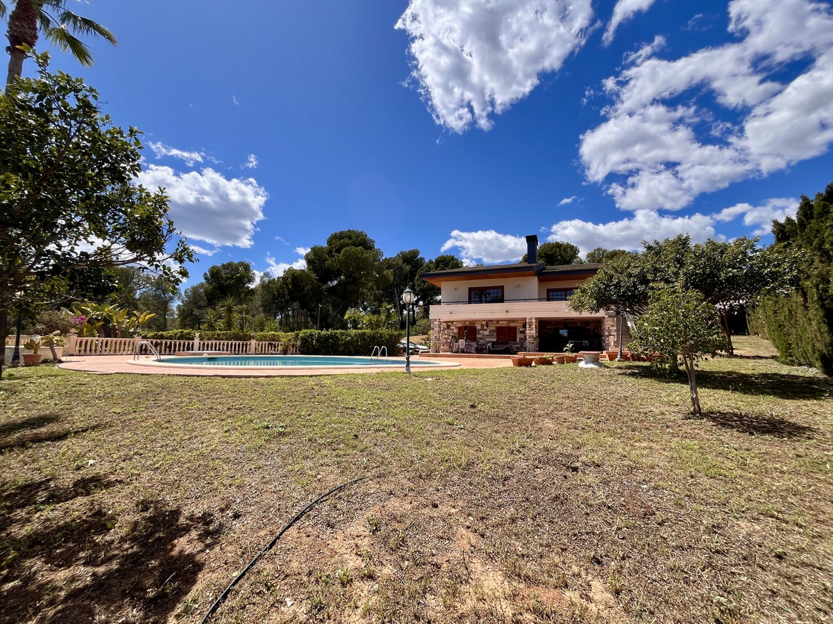 Property main view 44