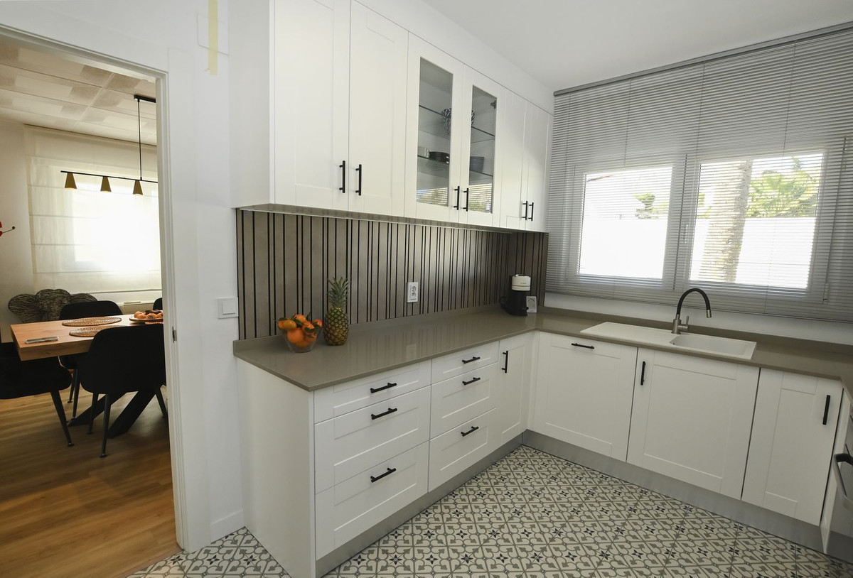 Huis te koop in La Nucia | 4 slaapkamers H5300065