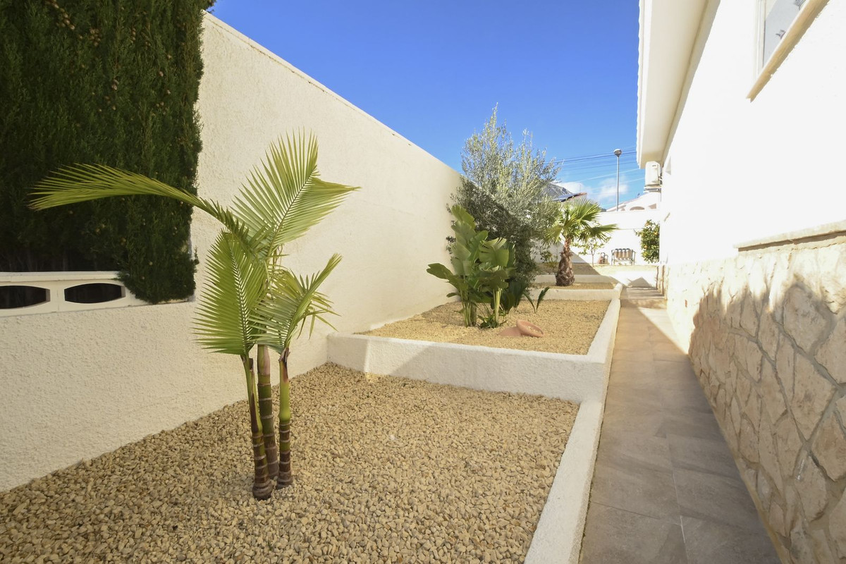 Huis te koop in La Nucia | 4 slaapkamers H5300065