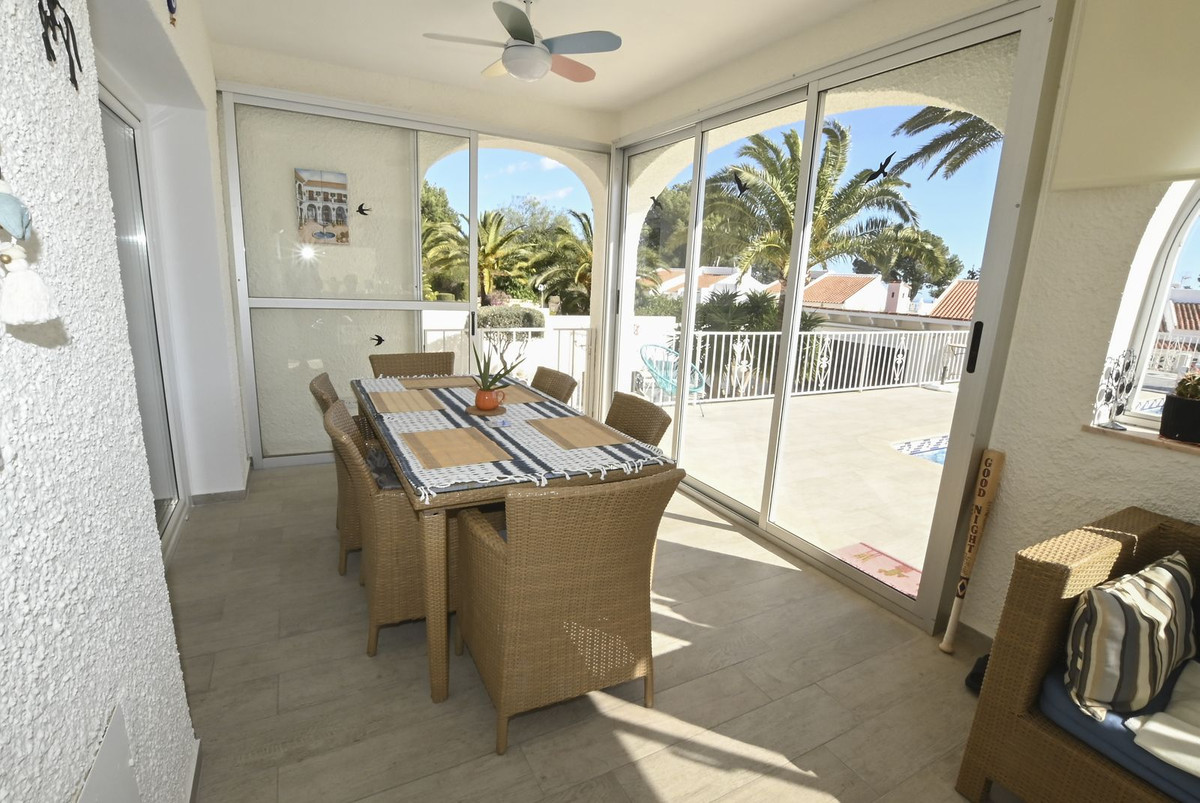 Huis te koop in La Nucia | 4 slaapkamers H5300065