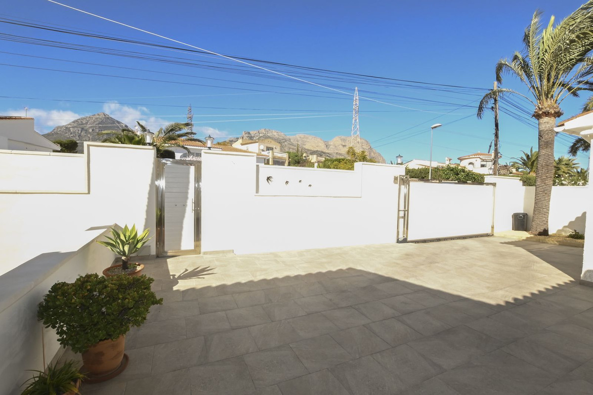 Huis te koop in La Nucia | 4 slaapkamers H5300065