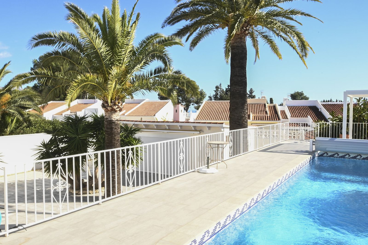 Huis te koop in La Nucia | 4 slaapkamers H5300065