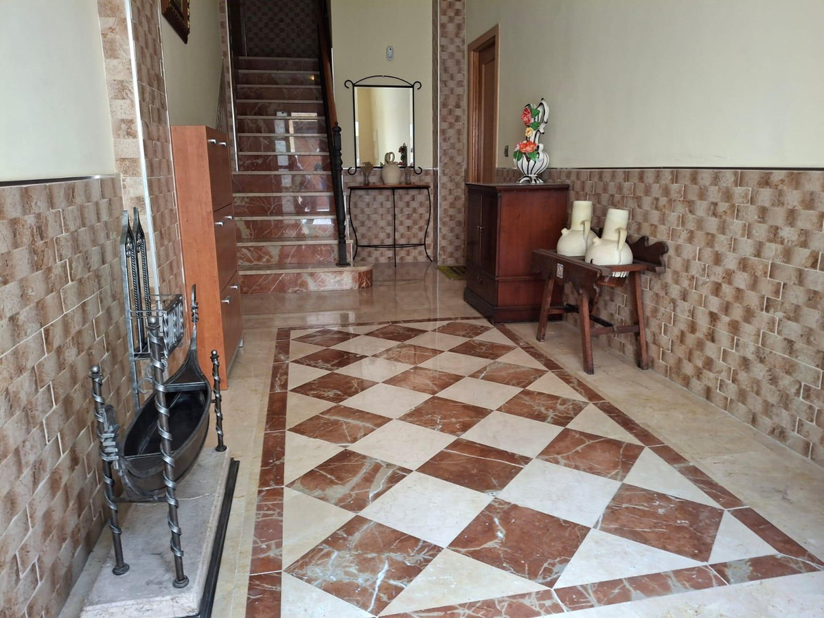 Huis te koop in La Nucia | 5 slaapkamers H5385892