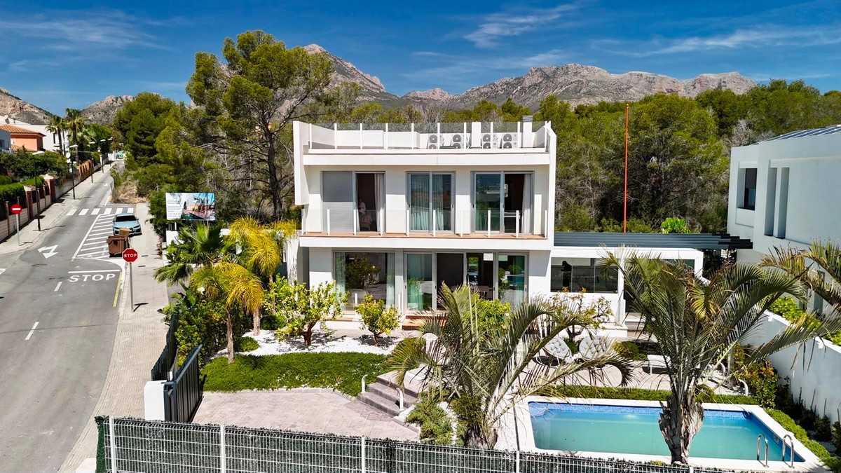 Bungalow te koop in La Nucia | 4 slaapkamers H5398258