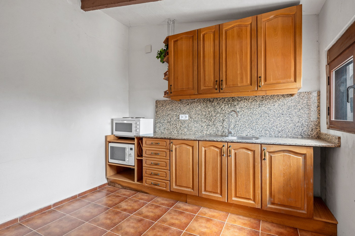 Property main view 40