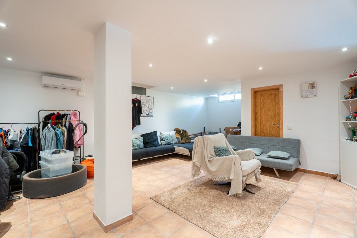 Property main view 33
