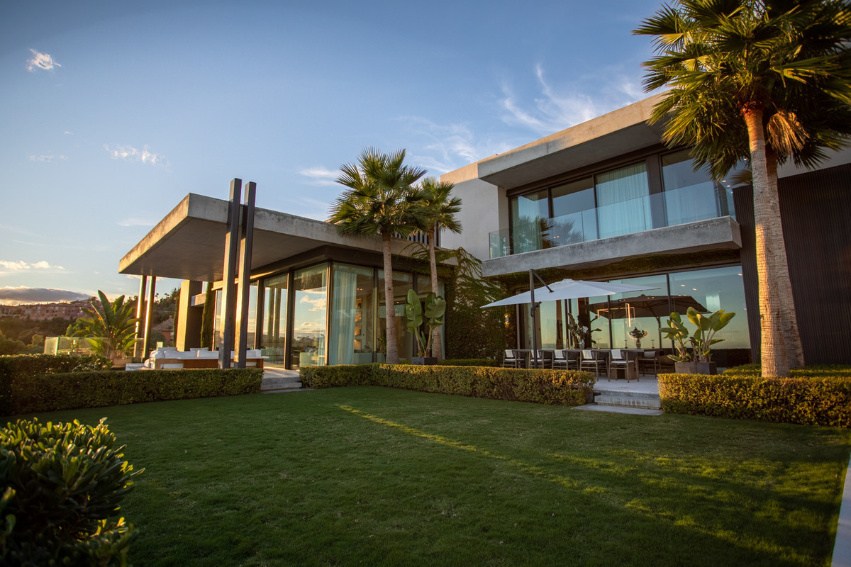 Huis te koop in La Quinta | 7 slaapkamers H4875670