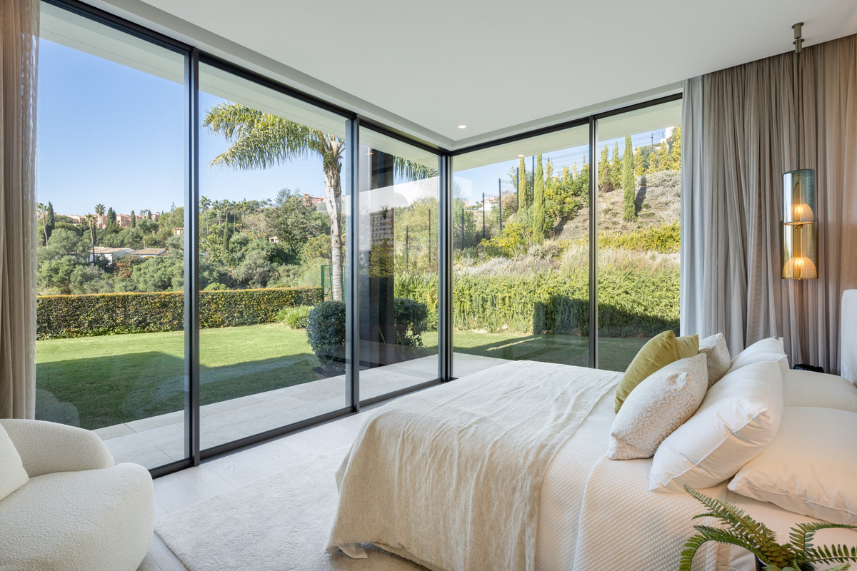 Huis te koop in La Quinta | 6 slaapkamers H4930648