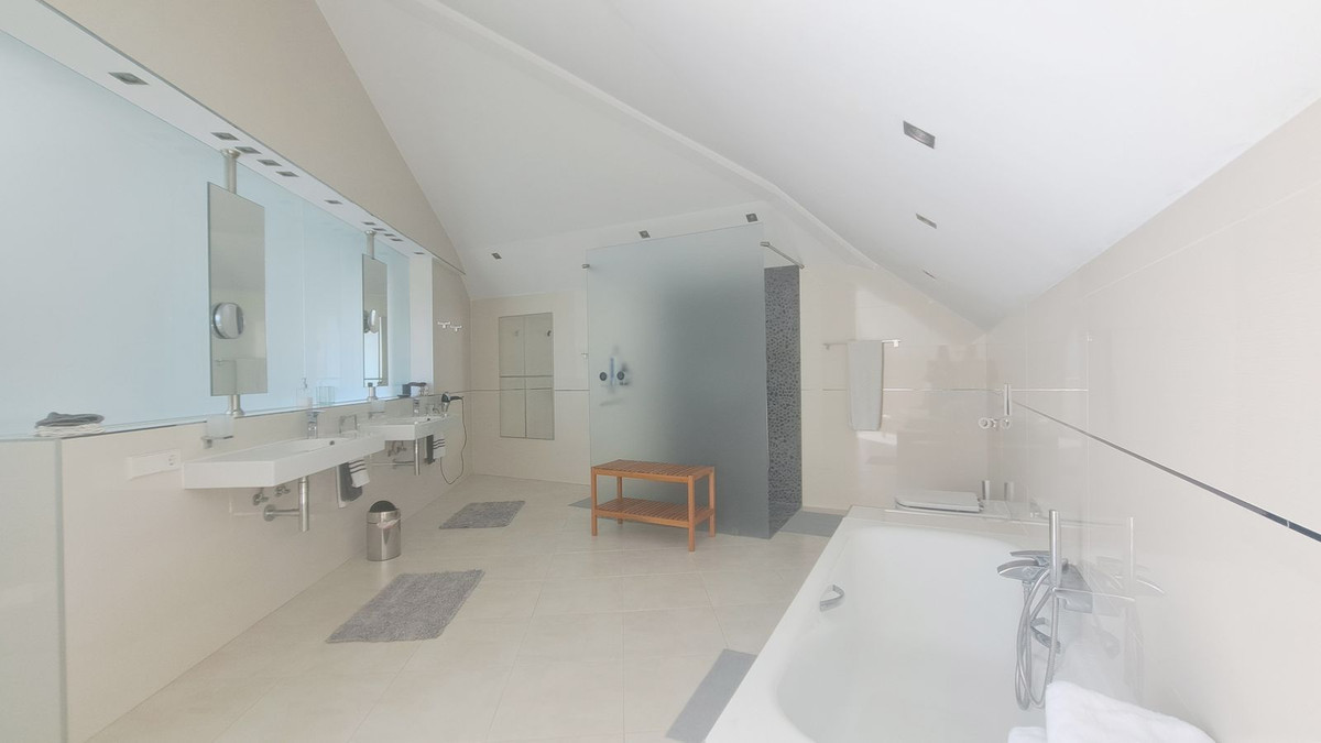Detached Villa for sale in La Quinta | 6 bedrooms H5010283