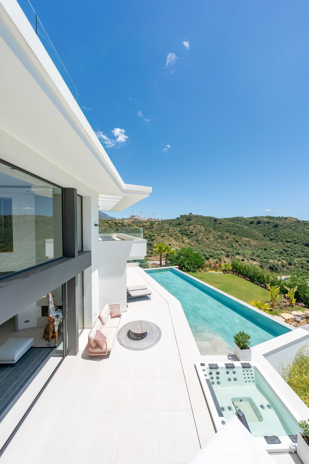 Property main view 52