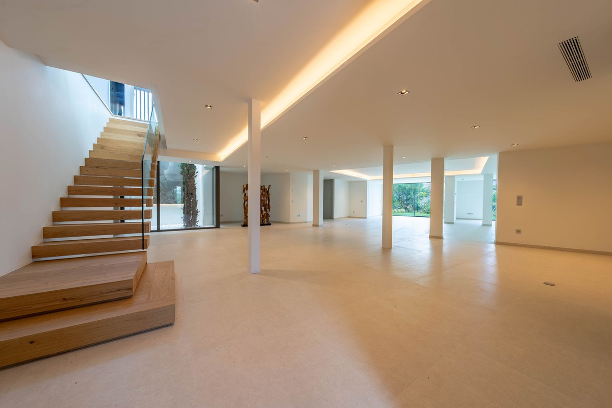 Property main view 74