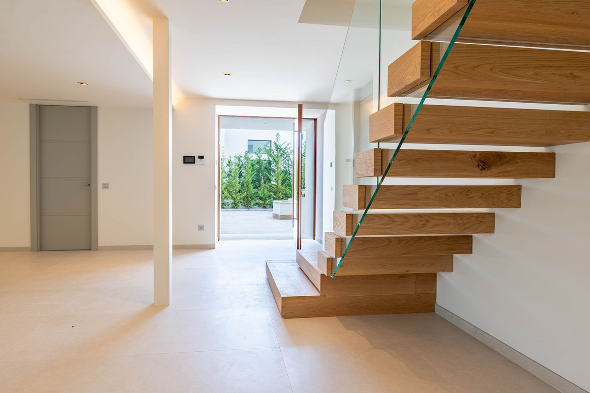 Property main view 76