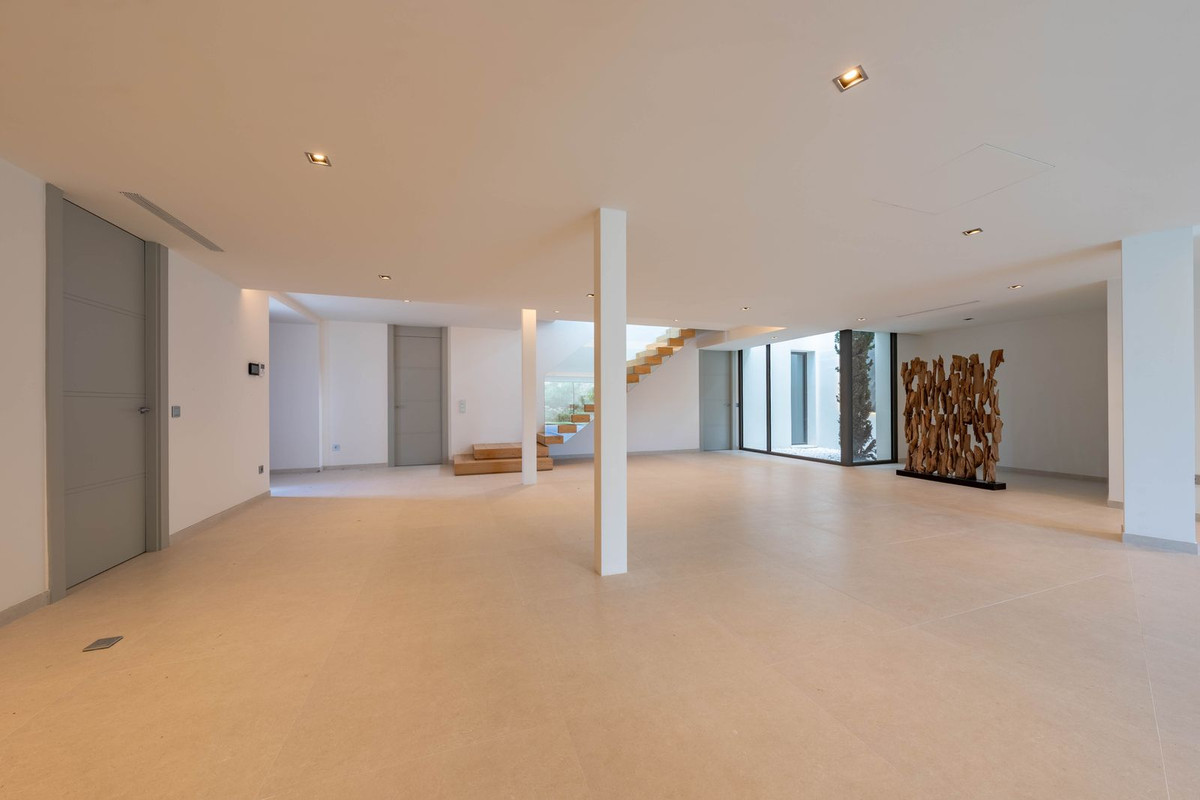 Property main view 79