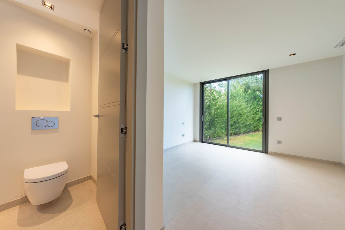 Property main view 80