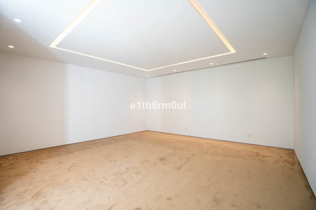 Property main view 46