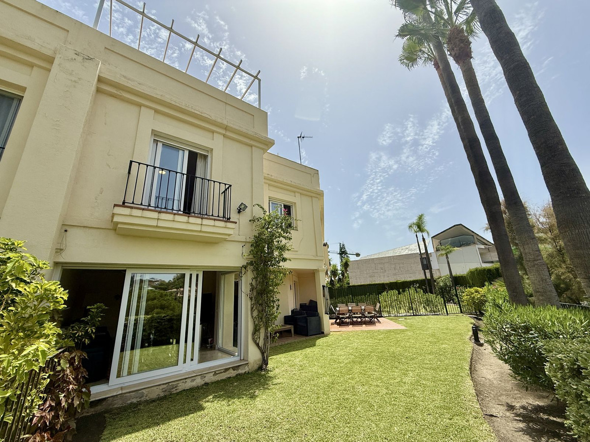 Huis te koop in La Quinta | 4 slaapkamers H5131651