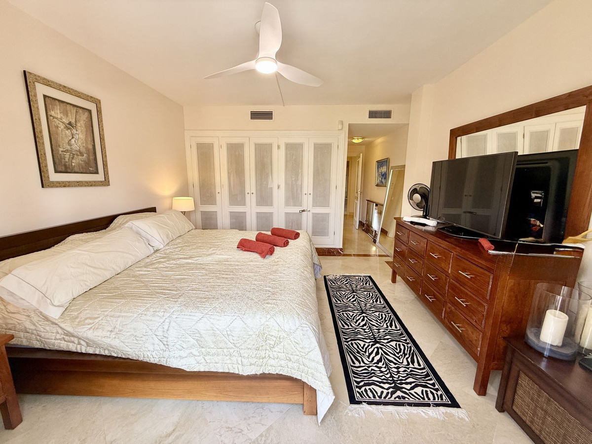 Huis te koop in La Quinta | 4 slaapkamers H5131651