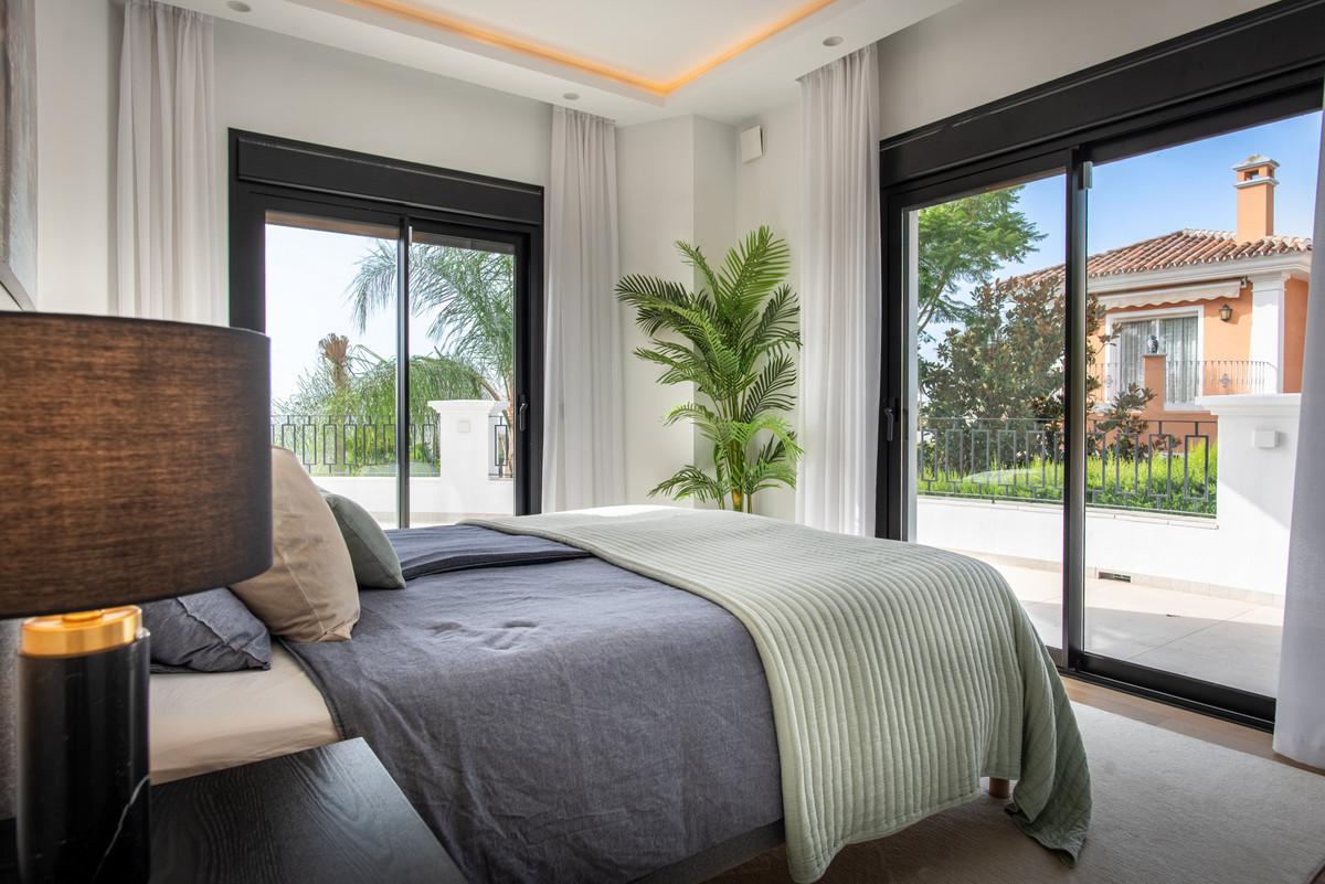 Huis te koop in La Quinta | 5 slaapkamers H5147011