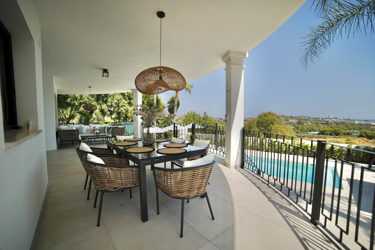 Huis te koop in La Quinta | 5 slaapkamers H5147011