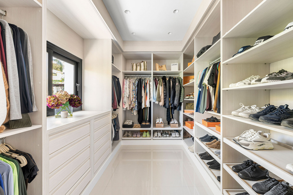 Property main view 32