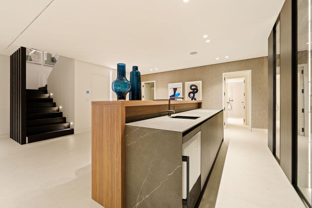 Property main view 42