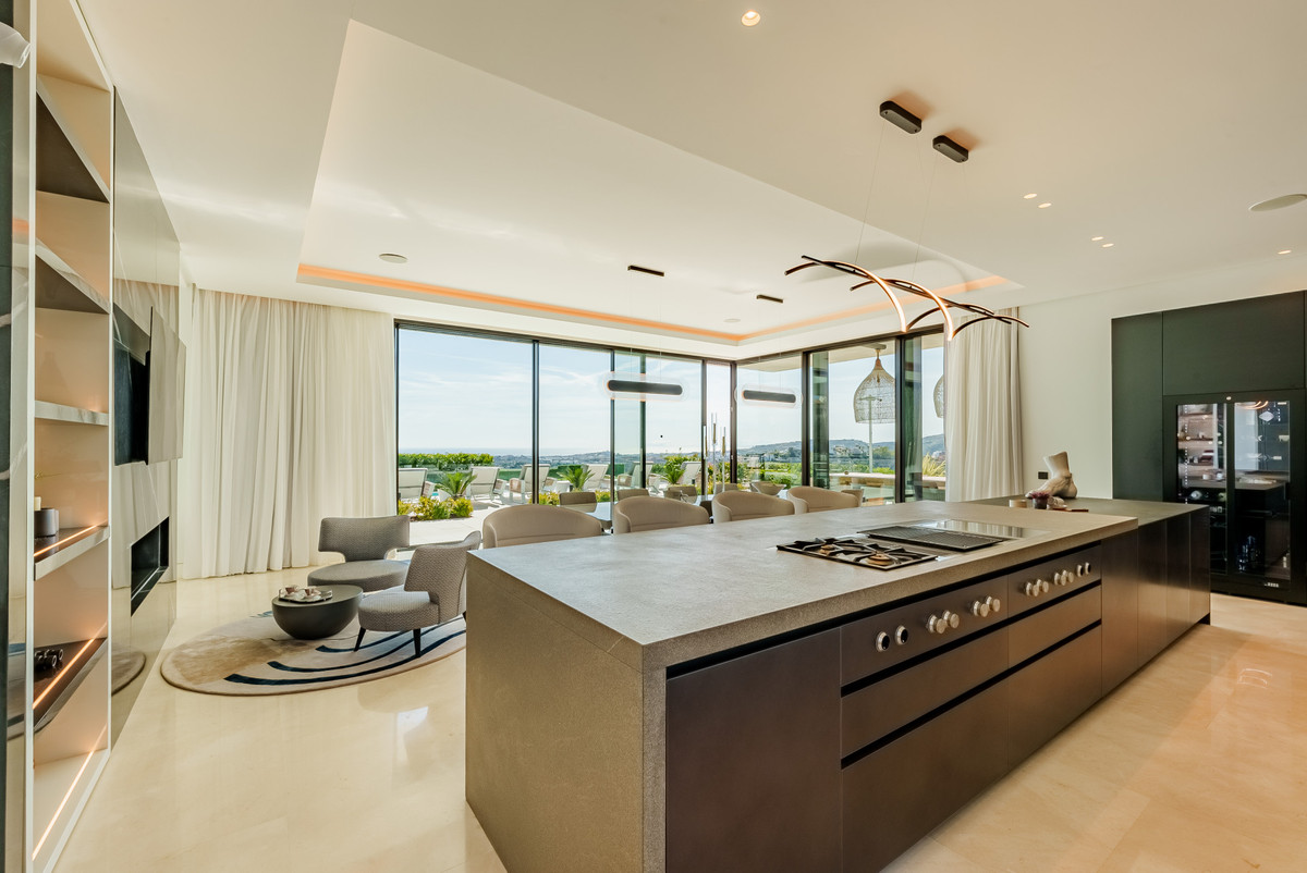 Huis te koop in La Quinta | 8 slaapkamers H5217985