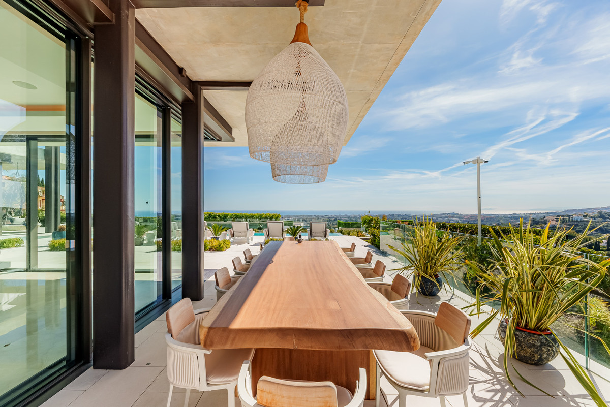 Huis te koop in La Quinta | 8 slaapkamers H5217985