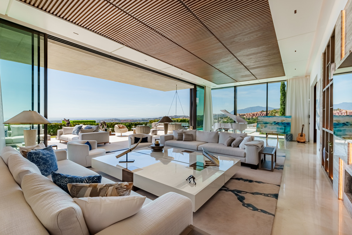 Huis te koop in La Quinta | 8 slaapkamers H5217985