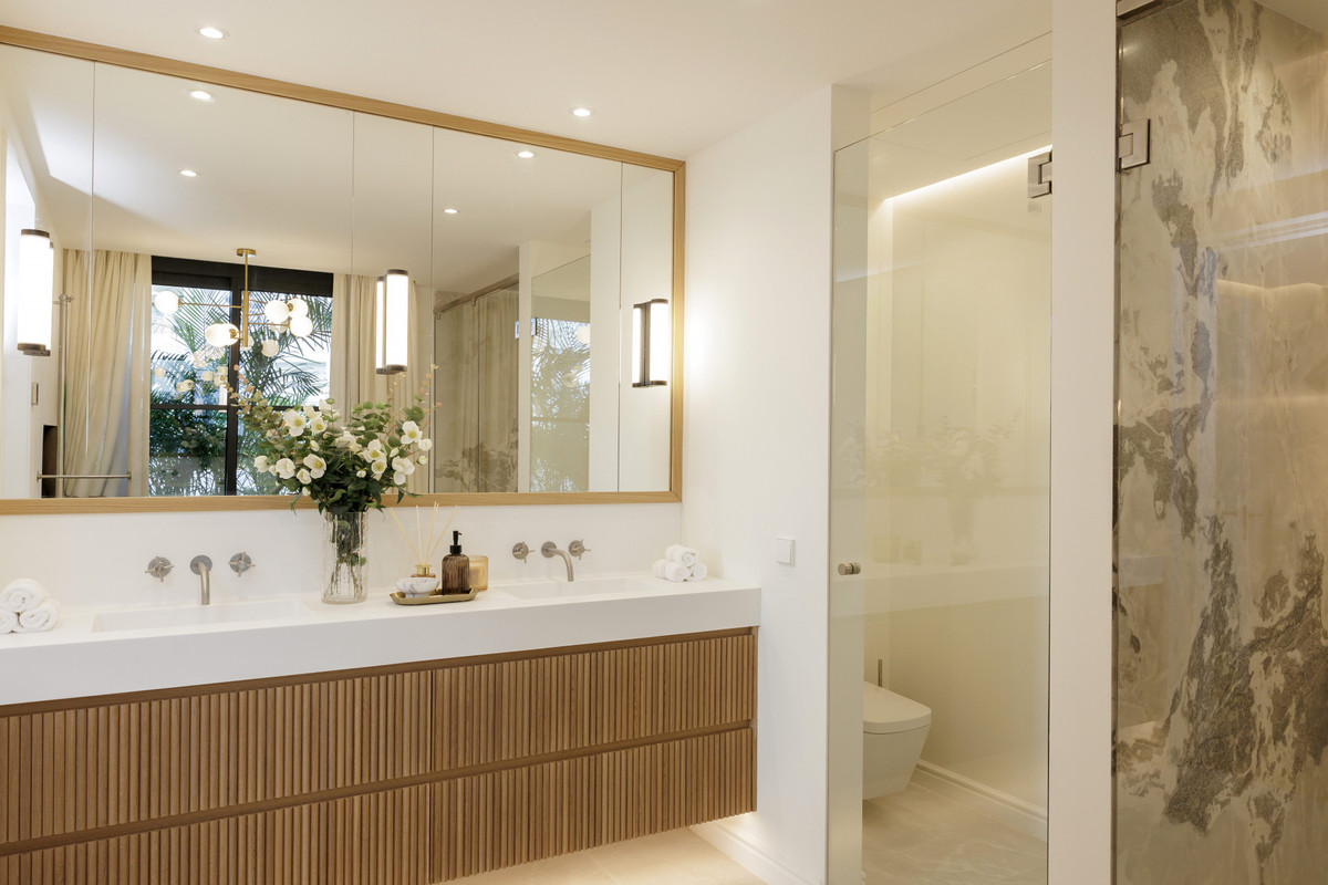 Huis te koop in La Quinta | 5 slaapkamers H5236744