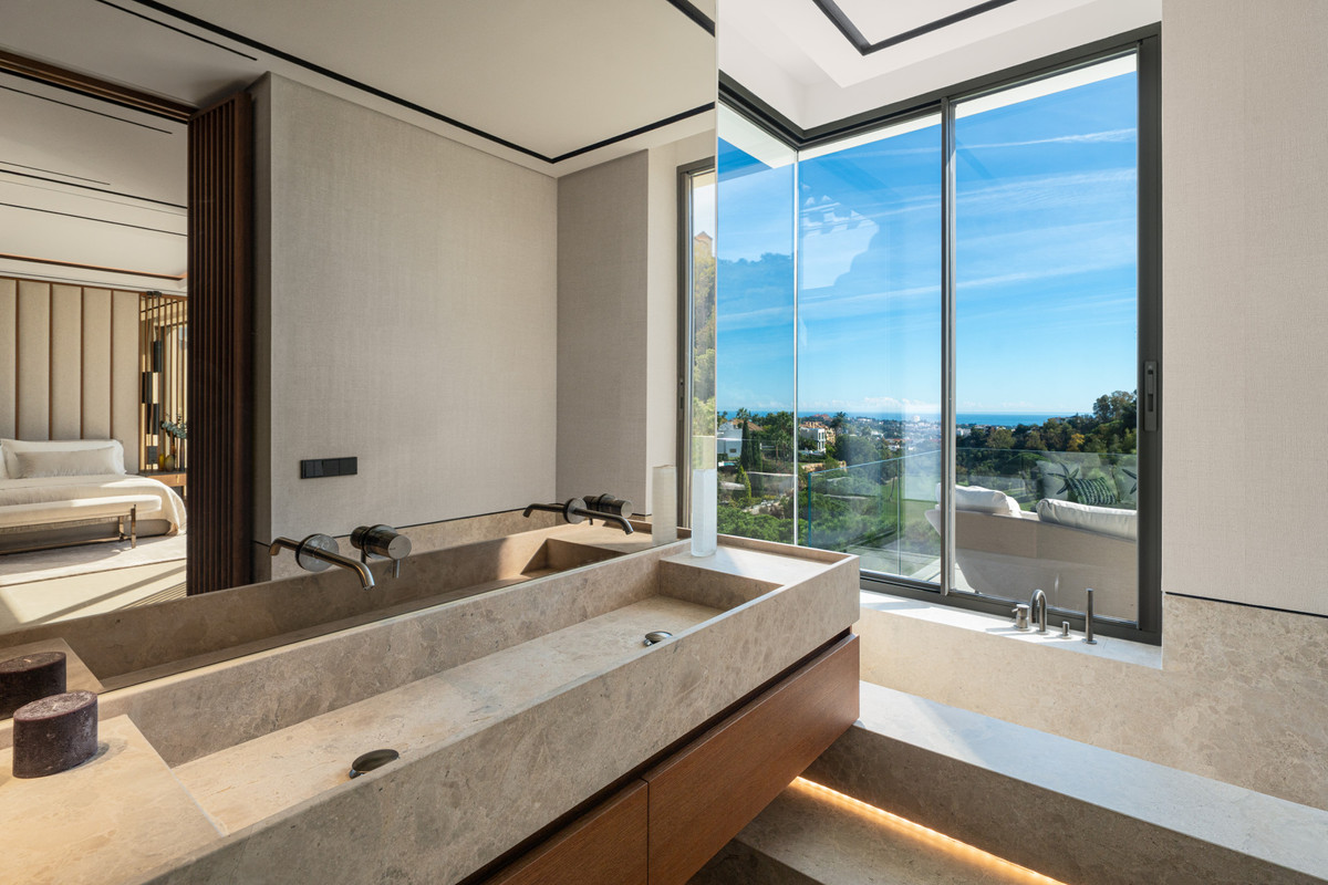 Huis te koop in La Quinta | 6 slaapkamers H5236750