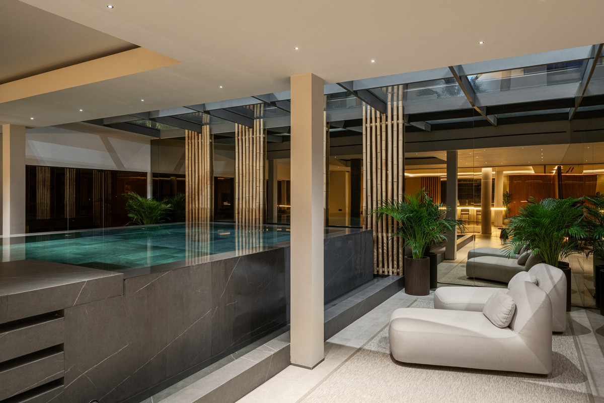 Huis te koop in La Quinta | 6 slaapkamers H5236750