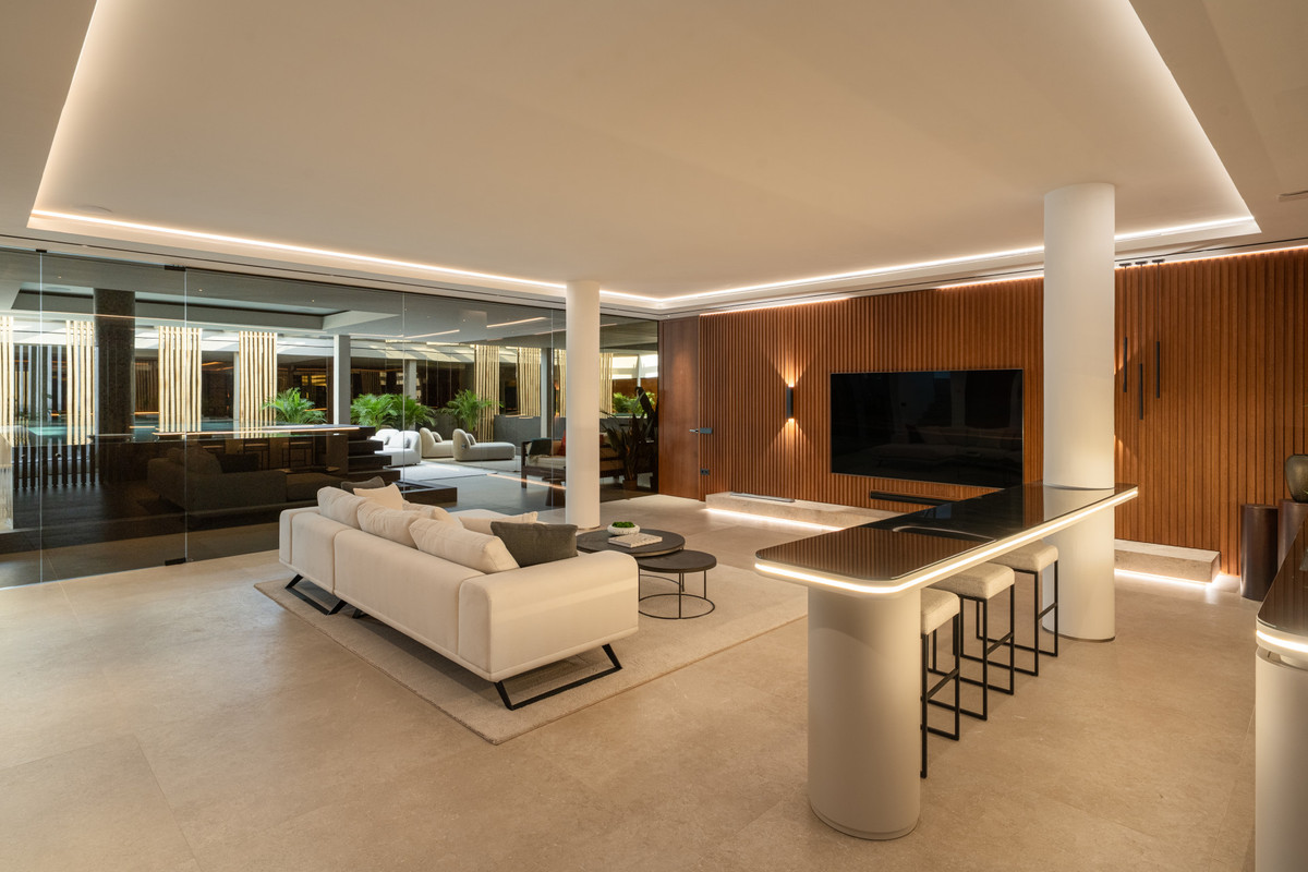 Huis te koop in La Quinta | 6 slaapkamers H5236750