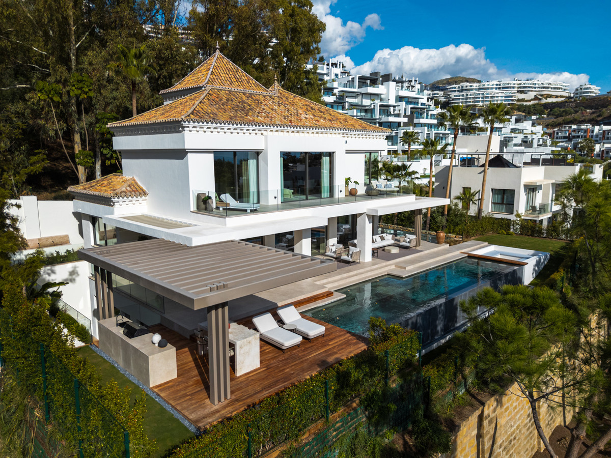 Huis te koop in La Quinta | 6 slaapkamers H5236750