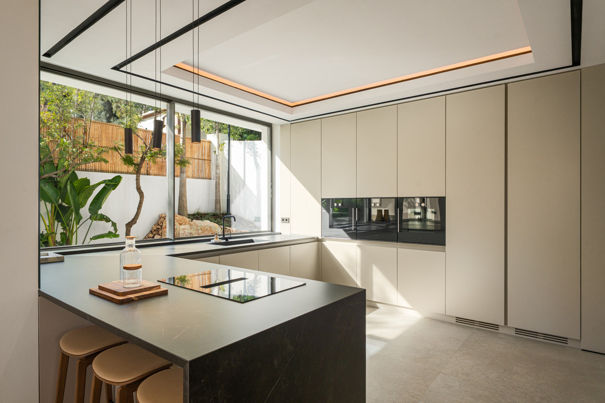 Huis te koop in La Quinta | 6 slaapkamers H5236750