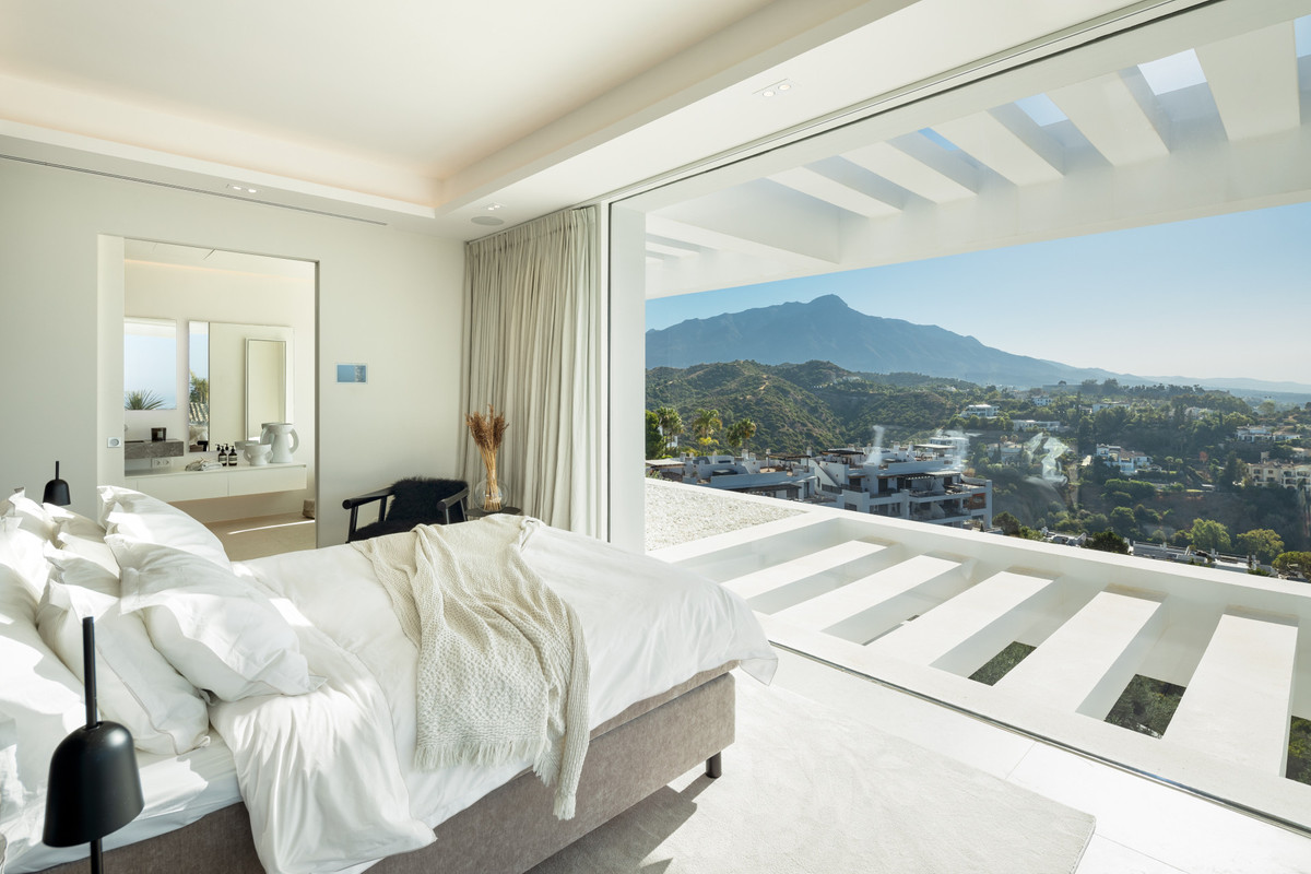 Huis te koop in La Quinta | 6 slaapkamers H5253547