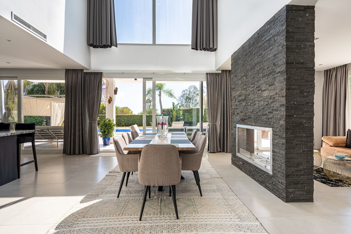 Huis te koop in La Quinta | 4 slaapkamers H5321713