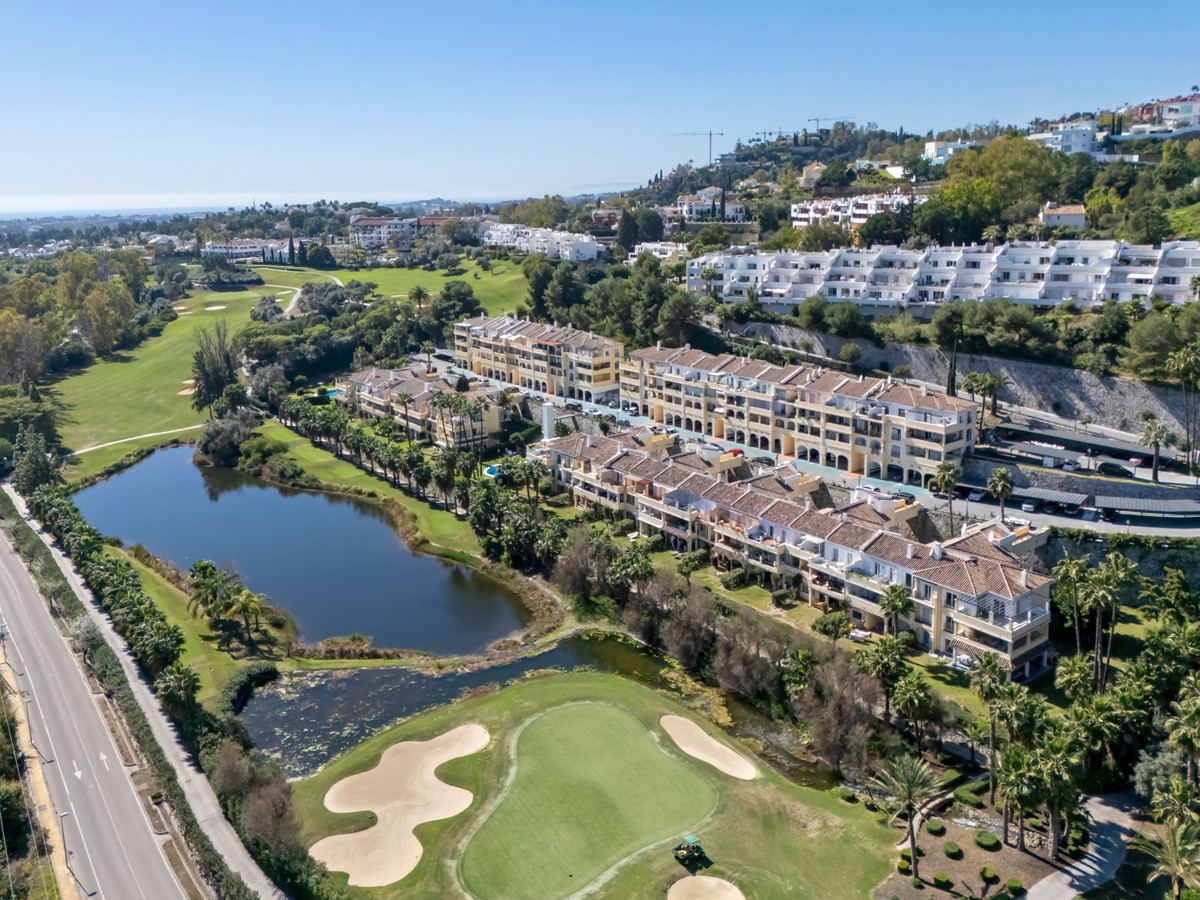 Penthouse te koop in La Quinta | 3 slaapkamers H5327302