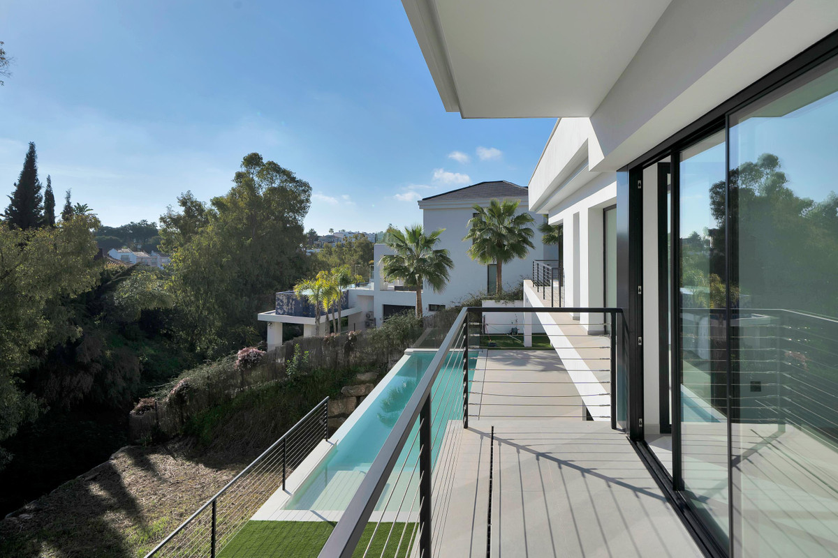 Huis te koop in La Quinta | 4 slaapkamers H5334478