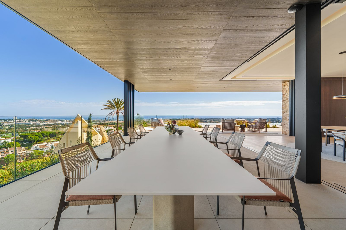 Huis te koop in La Quinta | 8 slaapkamers H5349463