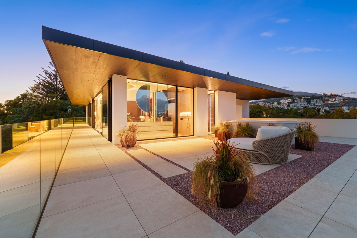 Huis te koop in La Quinta | 8 slaapkamers H5349463