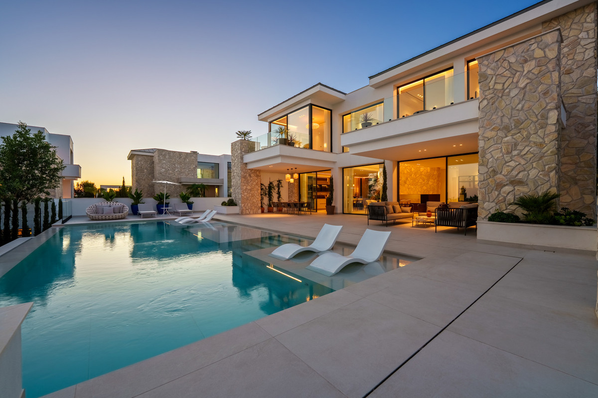 Huis te koop in La Quinta | 5 slaapkamers H5391355