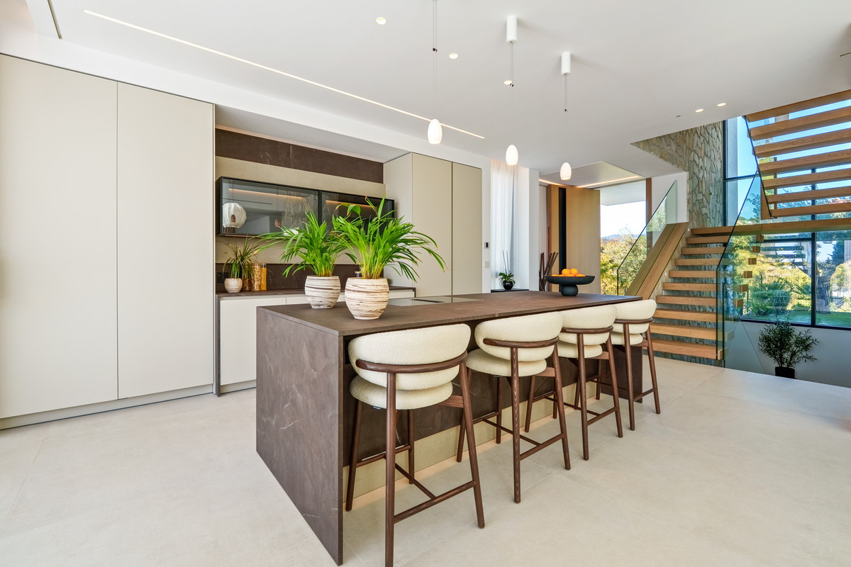 Huis te koop in La Quinta | 5 slaapkamers H5391355