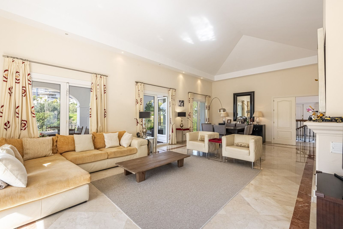 Huis te koop in La Quinta | 5 slaapkamers H5401792