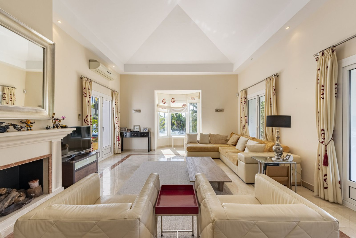 Huis te koop in La Quinta | 5 slaapkamers H5401792