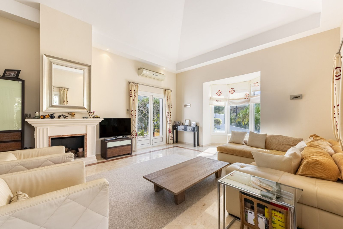 Huis te koop in La Quinta | 5 slaapkamers H5401792