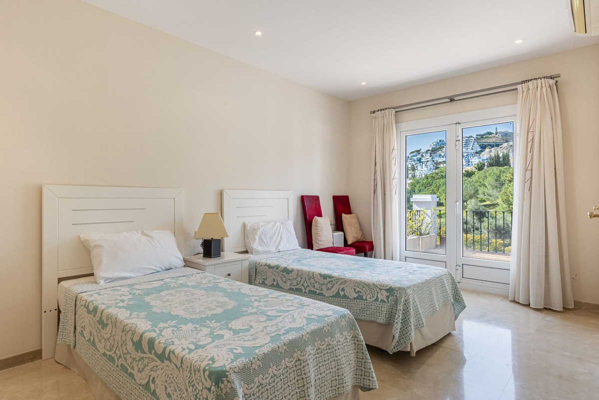 Huis te koop in La Quinta | 5 slaapkamers H5401792