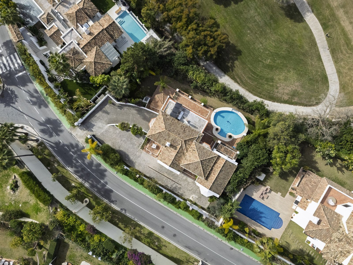 Huis te koop in La Quinta | 5 slaapkamers H5401792