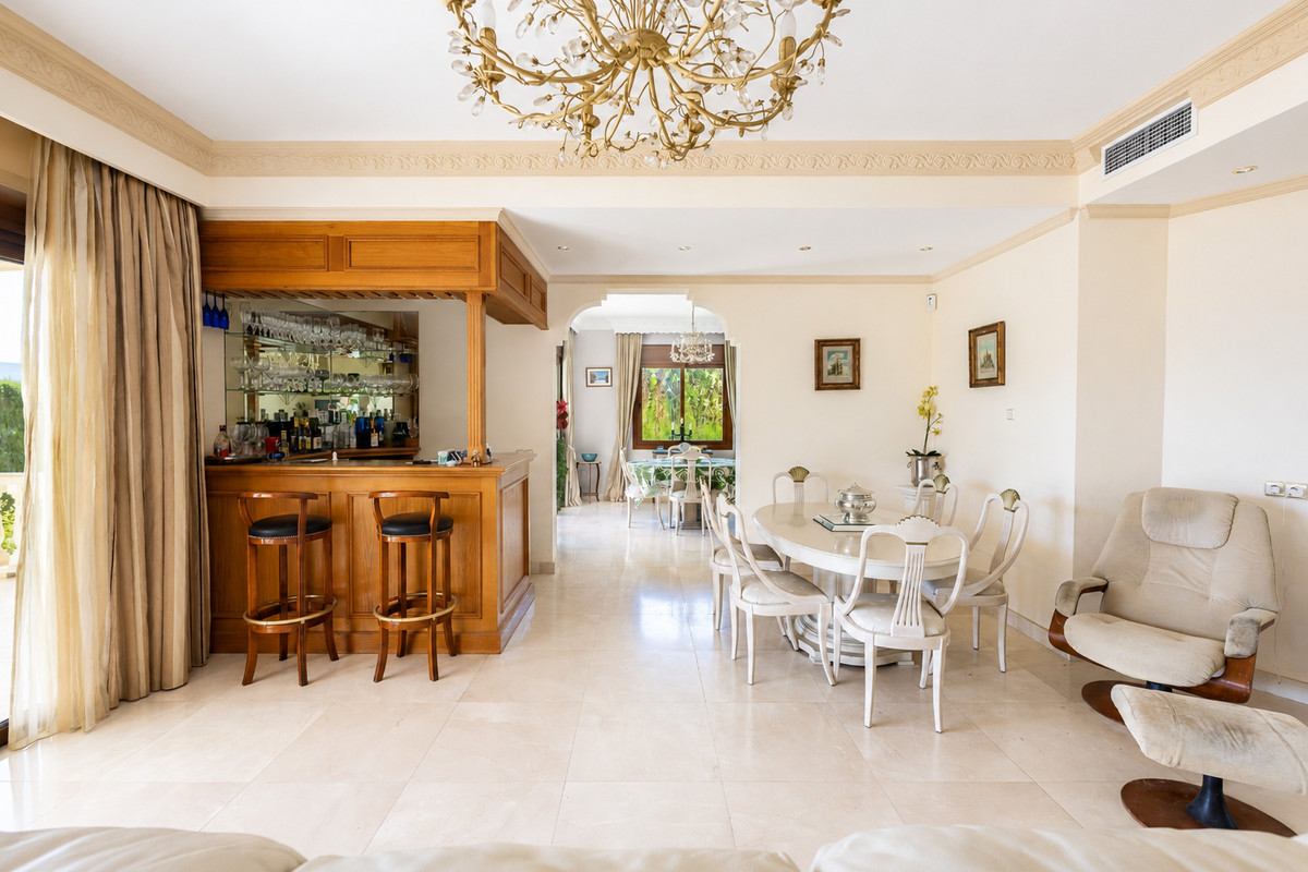 Appartement te koop in La Quinta | 5 slaapkamers H5408953